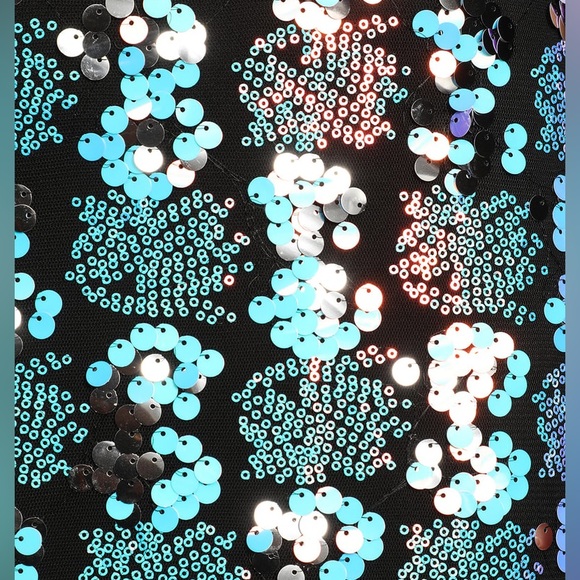 Mermaid LuLu’s Dress 🧜‍♀️ Shades of Blue Sequins ~ Off-the-Shoulder Maxi ✨ S - Picture 5 of 7